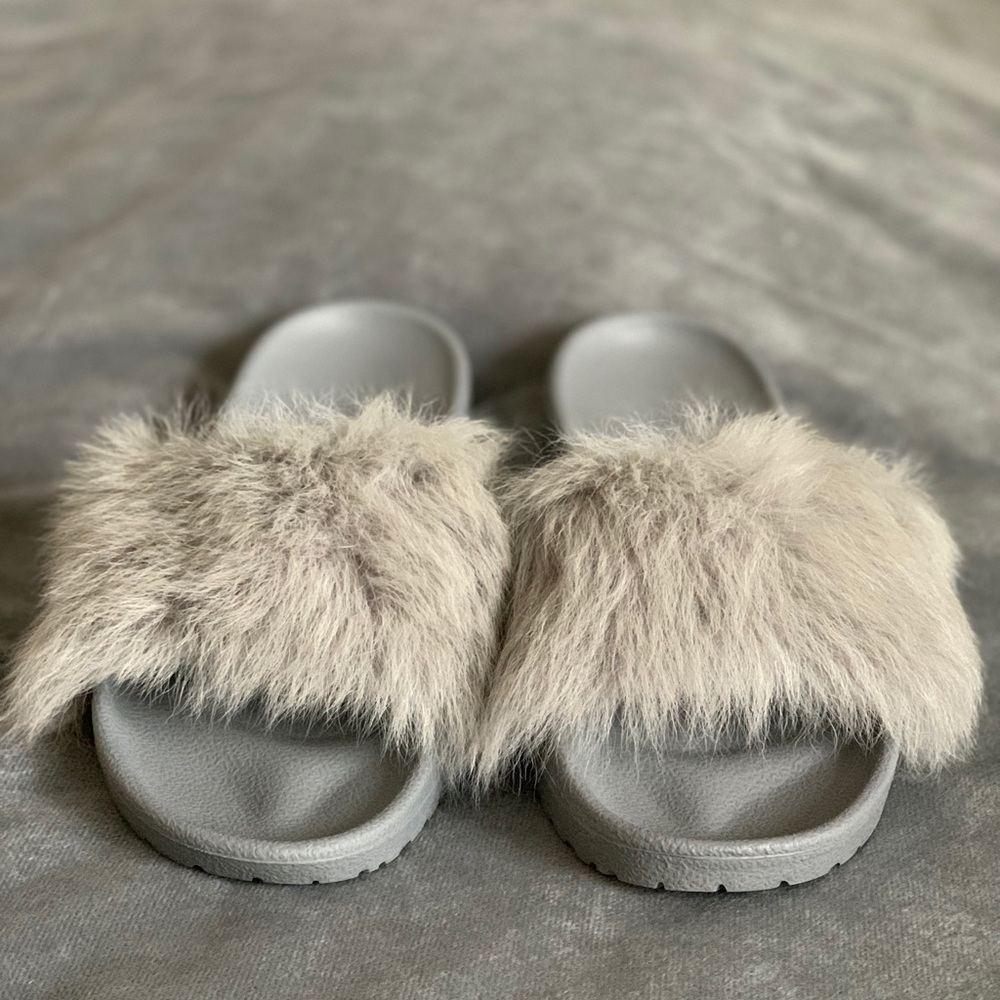 Uggs Grey Royale Fur Slides Slippers
